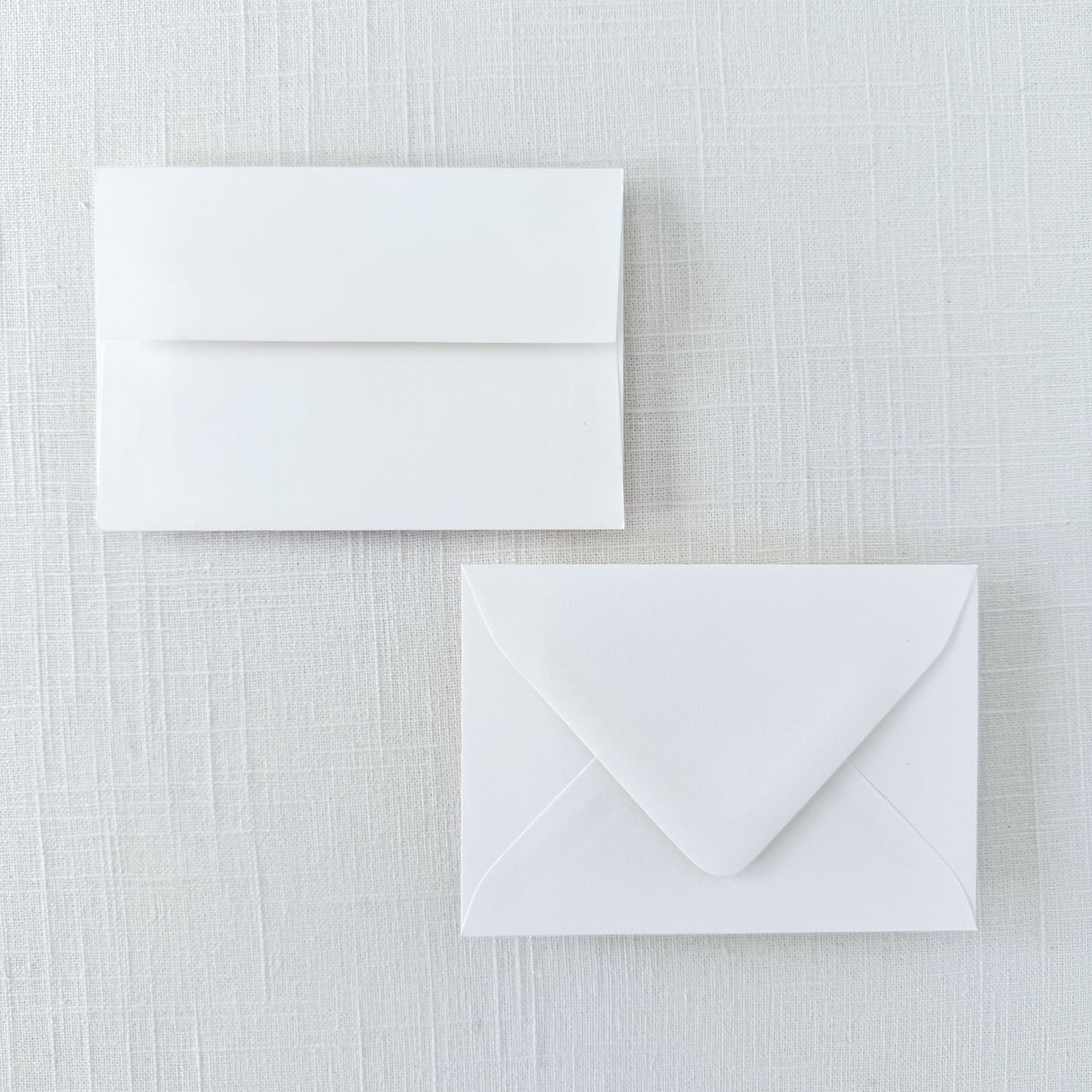 envelope options featuring square or pointed flaps